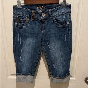 Candies Blue Distressed Denim‎ capris